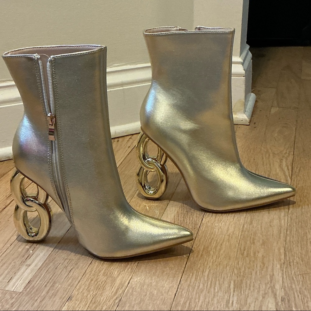 PrettyLittleThing Metallic Gold Chain Heel Boots